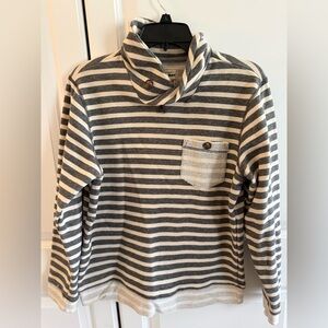 Unionbay women’s pull over sweatshirt size small